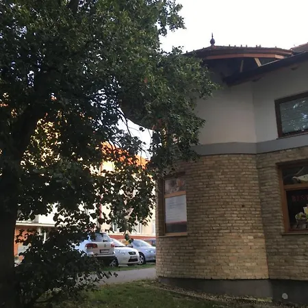 Apartmán Konde A Dunajska Streda