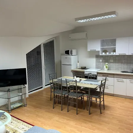 Apartmán Konde A Dunajska Streda