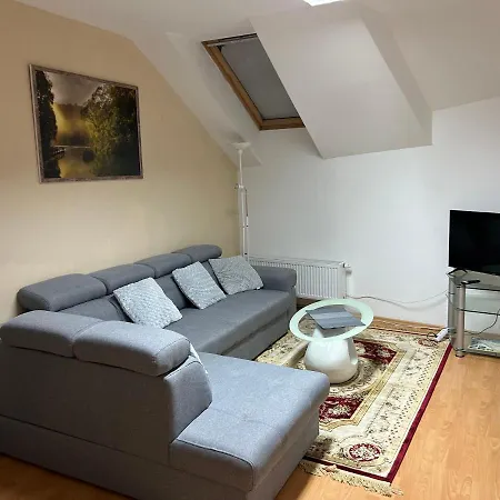 Konde A Apartament Dunajská Streda
